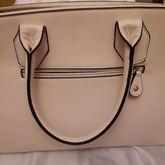 Purse - Picture 7 of 8